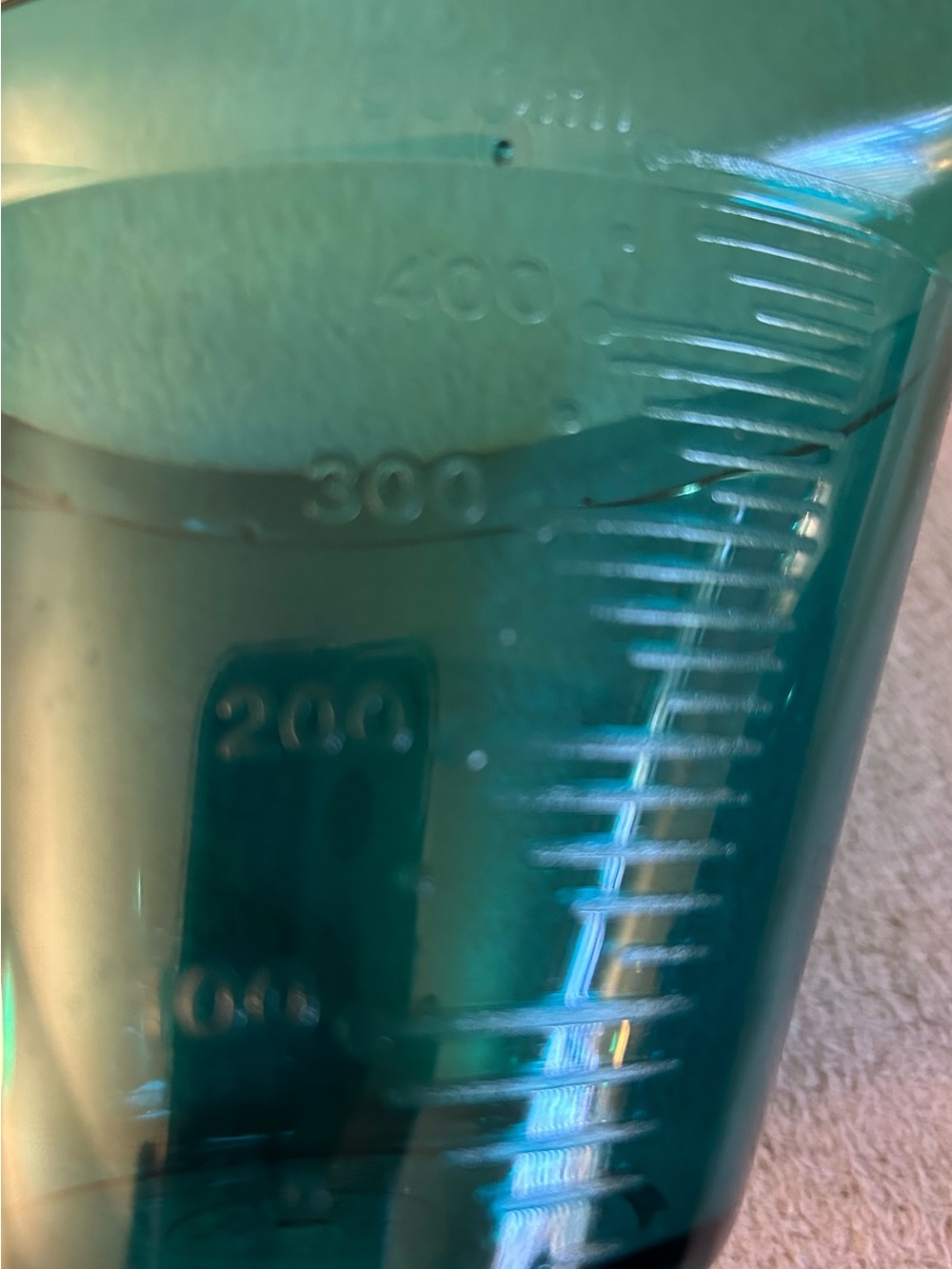 Tupperware Micro Set of 2 Measuring Cups - Picture 4 of 4